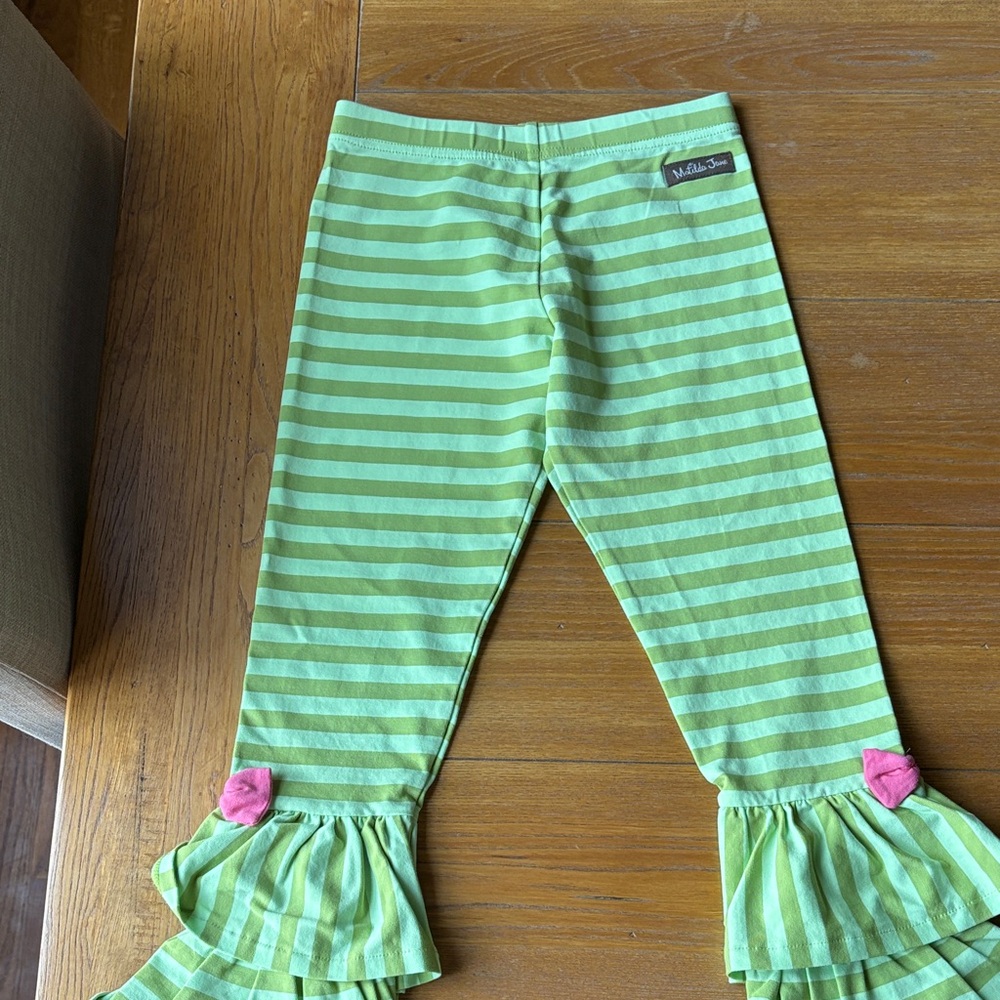 New striped ruffle pants